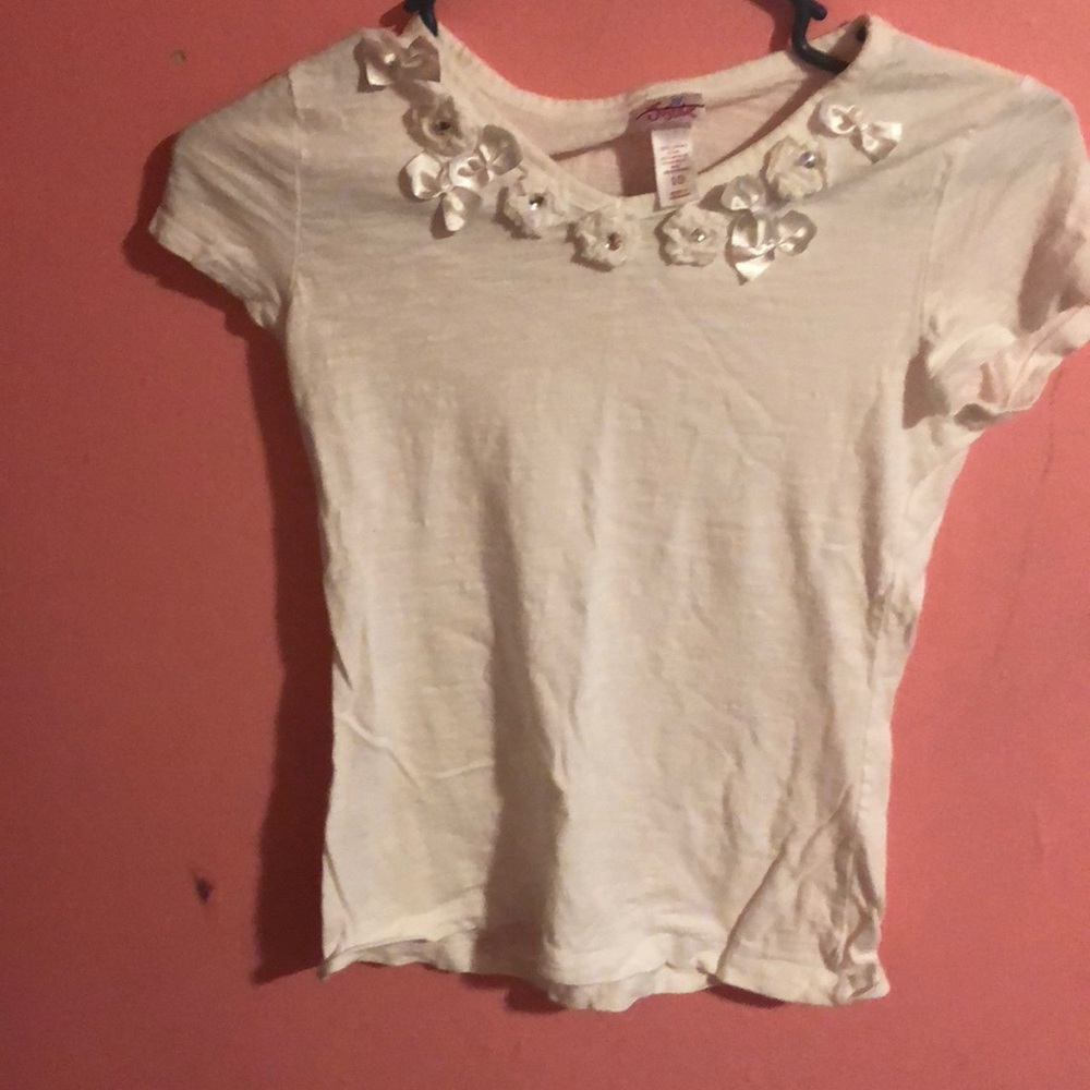 Short sleeve shirt